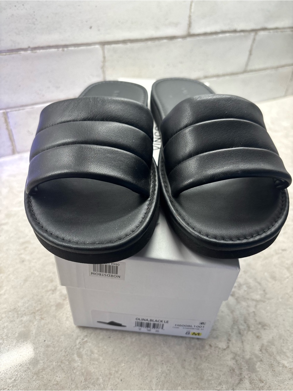 Vince Slides - Picture 3 of 4